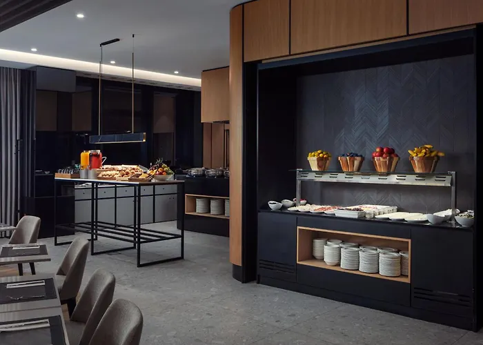 Ac By Marriott Готель Спліт