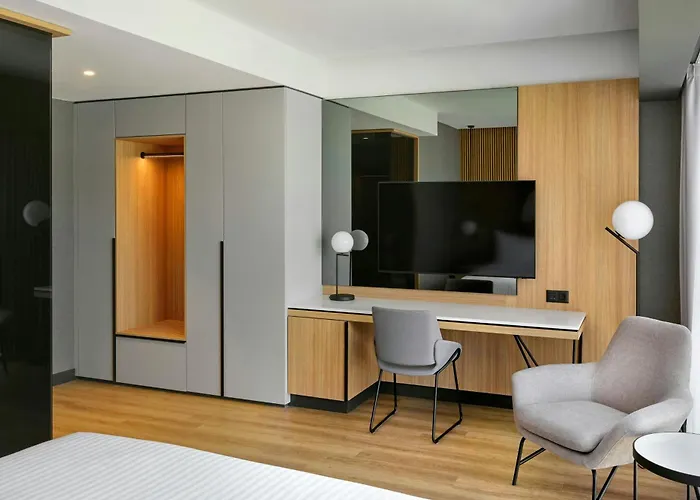 Ac By Marriott Готель Спліт