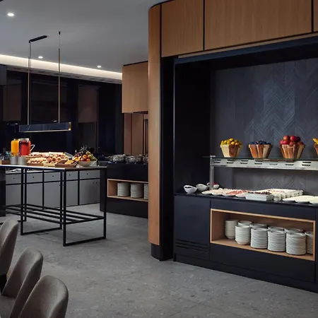 Ac By Marriott Готель Спліт