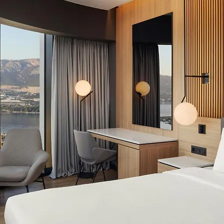 Ac By Marriott Split