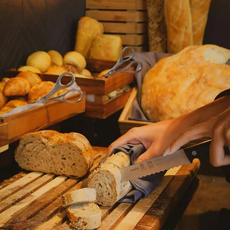 Ac By Marriott Спліт